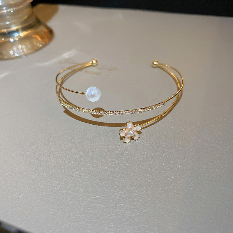 Wholesale Diamond Inlaid Metal Bracelets